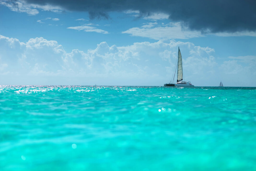 Sailing in Belize Adventure Through Shallow Waters