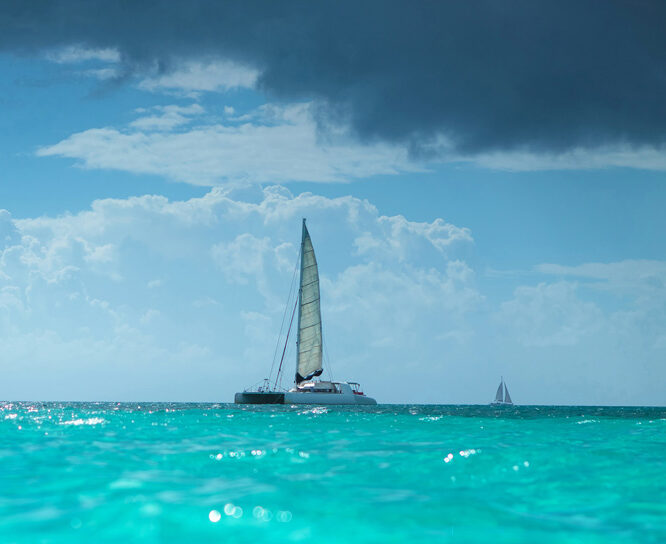 Sailing in Belize Adventure Through Shallow Waters