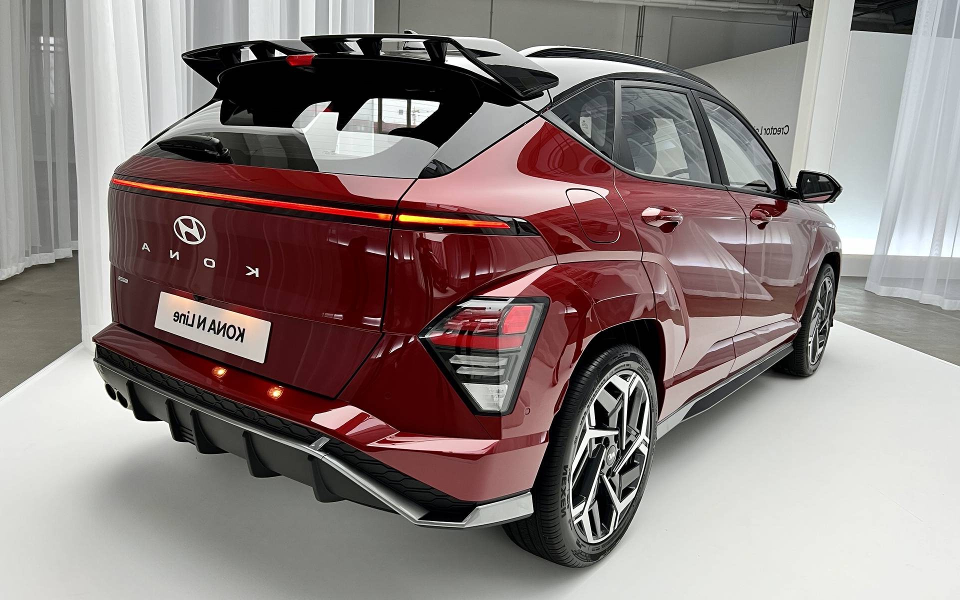 Hyundai Kona 2025: Complete Compact SUV Guide